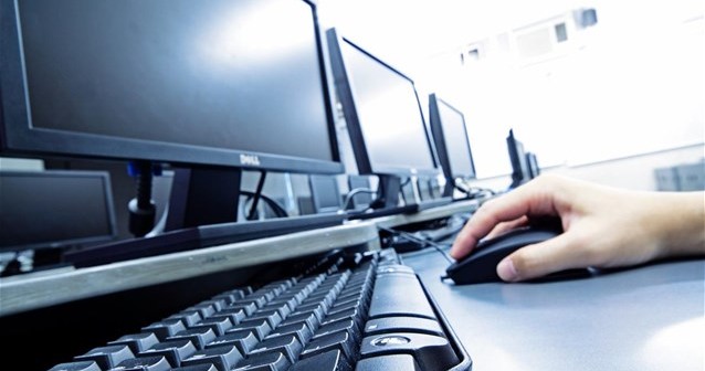 Πτώση στην παγκόσμια αγορά υπολογιστών