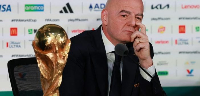 Κατάρρευση του σχεδίου των 20 δισ. της FIFA: Η διεθνής εξέγερση που ανάγκασε τον Ινφαντίνο σε άτακτη υποχώρηση